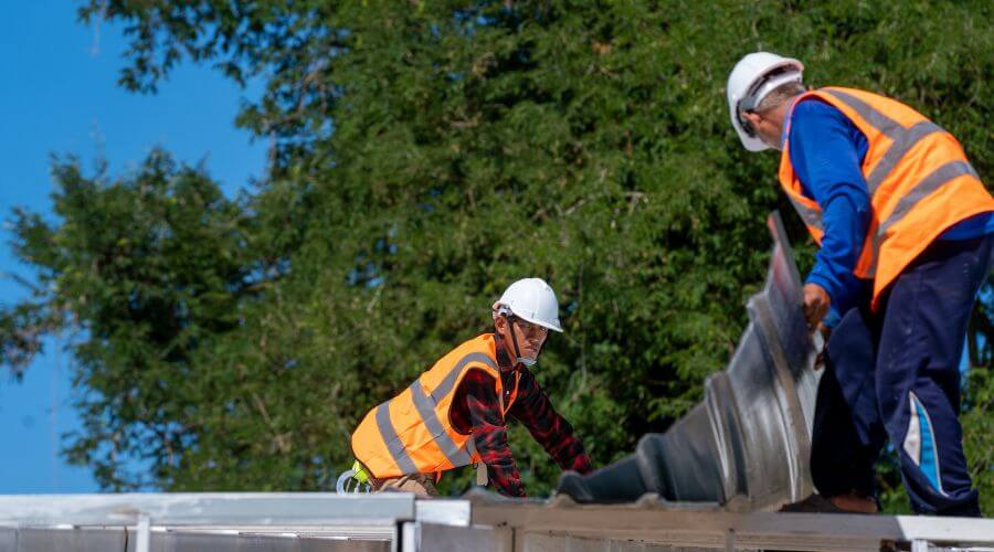 Expert top industrial roofings services in Monmouth, IL